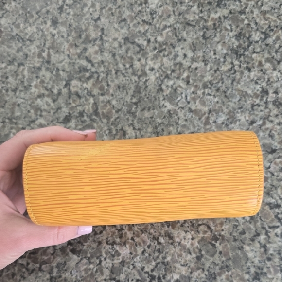 Louis Vuitton Yellow Epi Leather Wallet - Picture 6 of 16